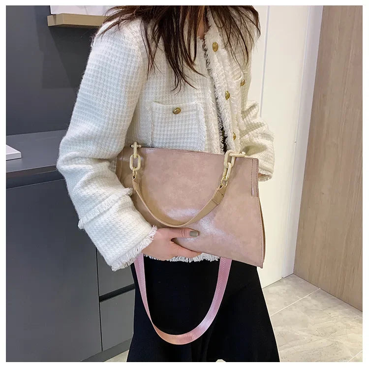 The Gia Link Bag