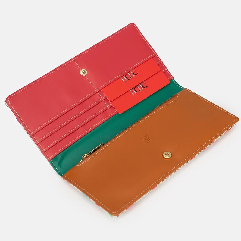 Chloe Classic Bifold Purse