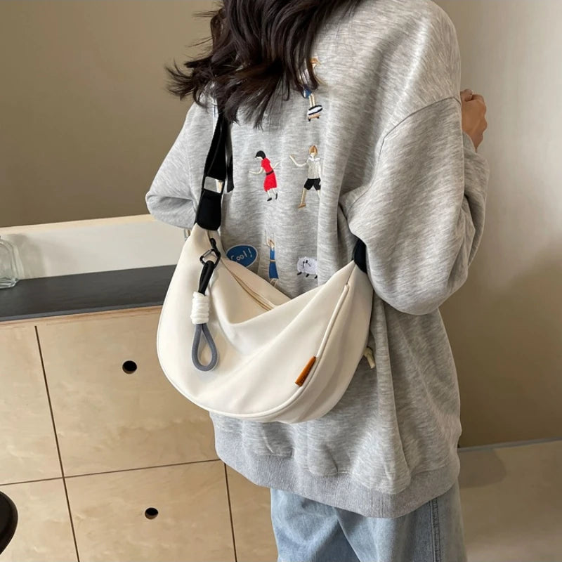 Luna Crescent Hobo