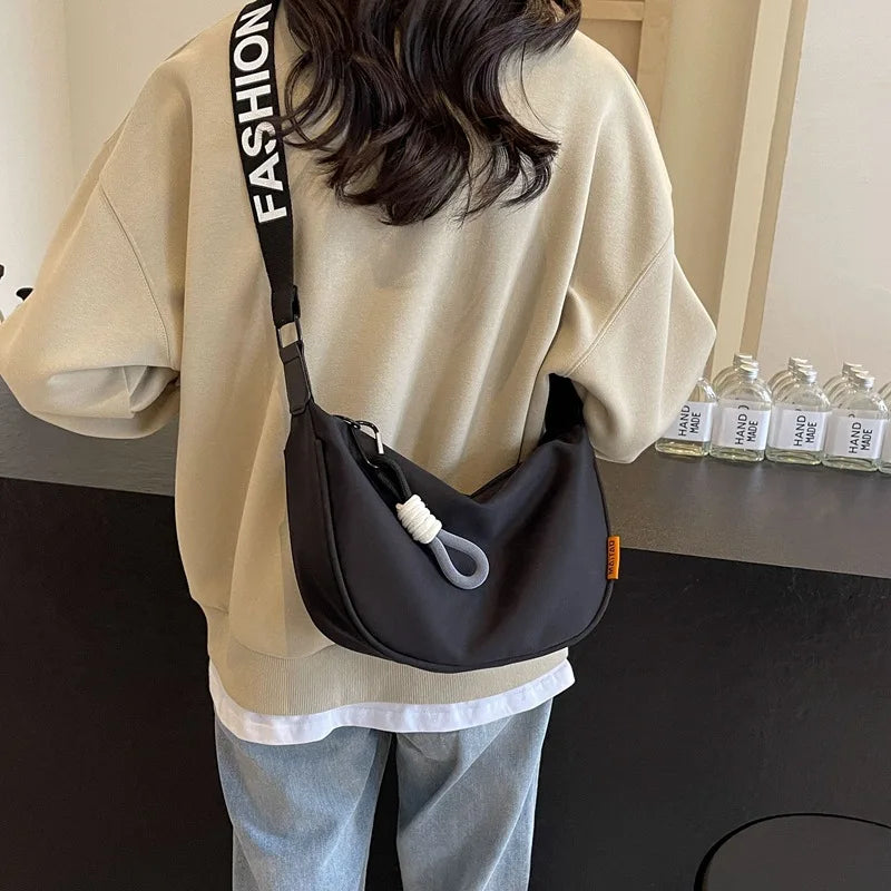 Luna Crescent Hobo