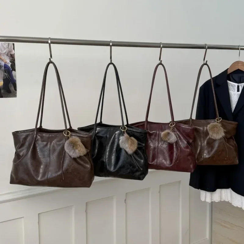 The Nora Classic Tote