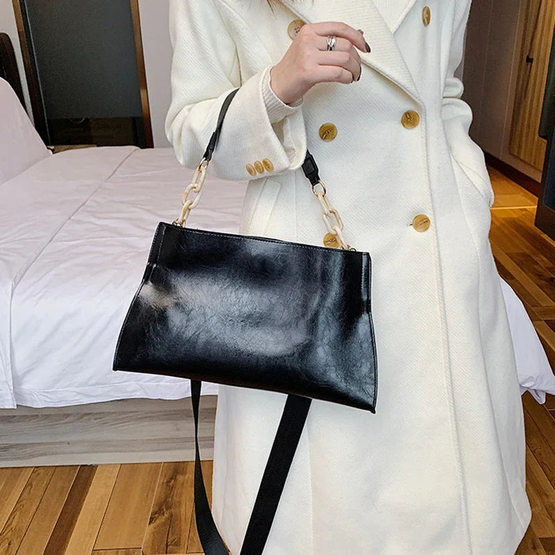 The Gia Link Bag
